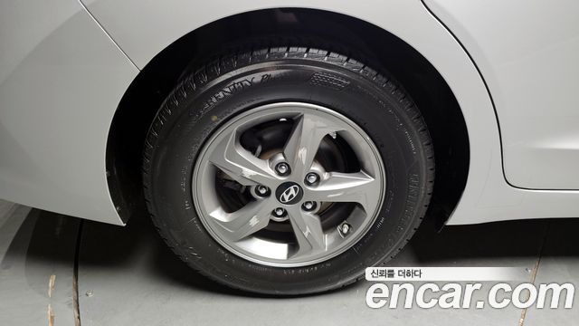 Hyundai AVANTE 1.6 GDI Smart — пробег 88 130 км — фото 5 из 5