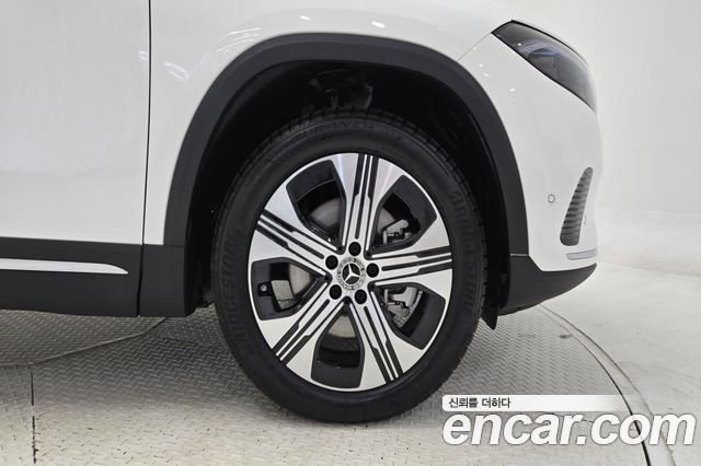 Mercedes-Benz EQA из Кореи Encar