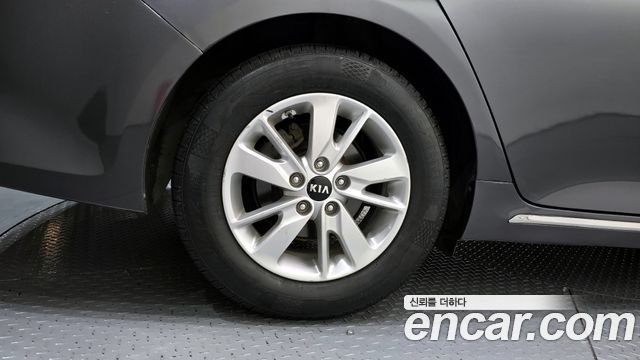 Kia K5 из Кореи Encar