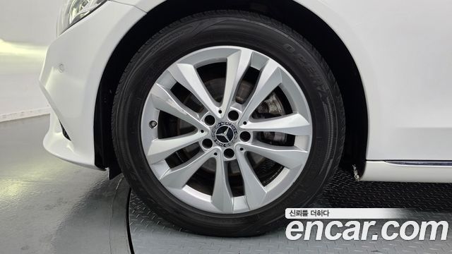 Mercedes-Benz C-Class из Кореи Encar