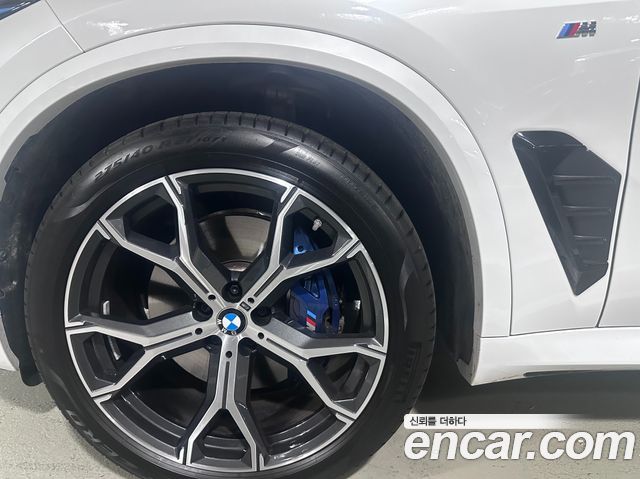 BMW X5 xDrive 40i M Sport — пробег 5 410 км — фото 5 из 5