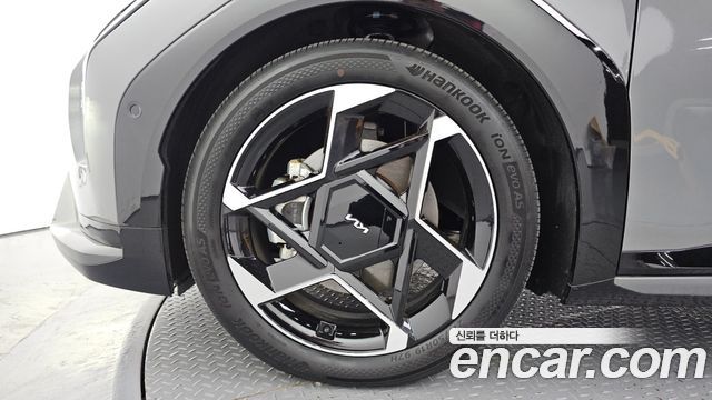 Kia EV4 из Кореи Encar