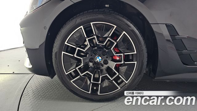 BMW i4 из Кореи Encar