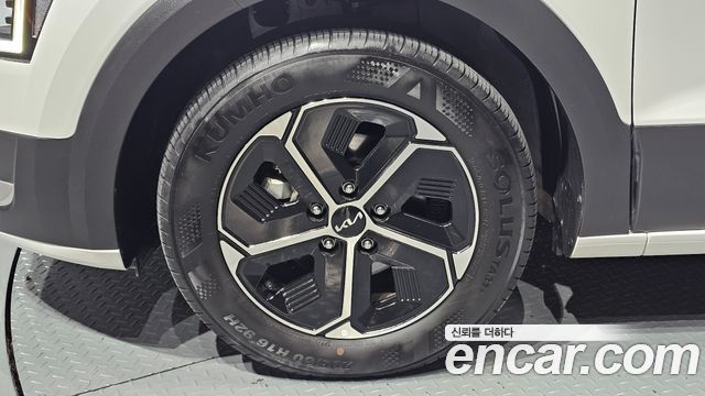 Kia Niro Trendy — пробег 11 074 км — фото 5 из 5