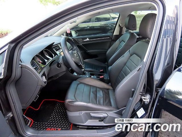 Volkswagen Golf 1.4 TSI Premium — пробег 132 422 км — фото 5 из 5