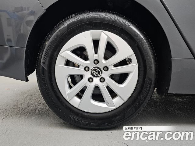 Toyota Prius из Кореи Encar