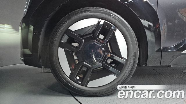 Kia EV9 из Кореи Encar