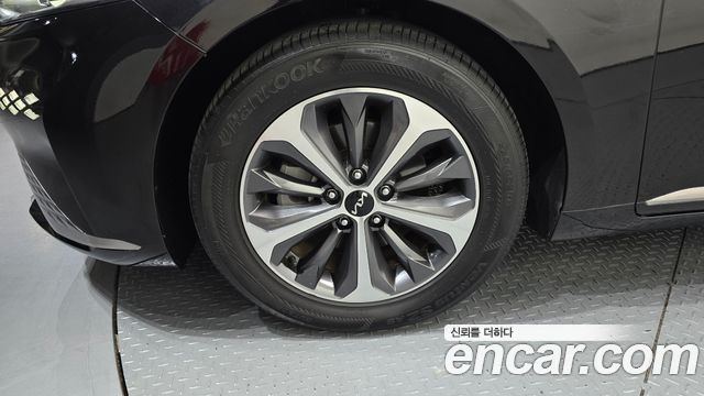 Kia K8 из Кореи Encar