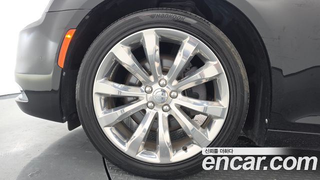 Chrysler 300C из Кореи Encar