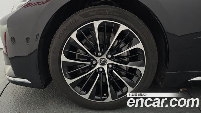 Lexus LS из Кореи Encar