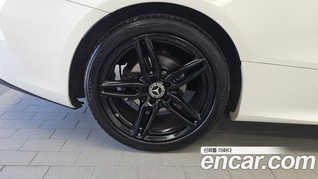 Mercedes-Benz E-Class E220d Coupe — пробег 131 491 км — фото 5 из 5