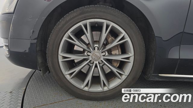Audi A8 из Кореи Encar