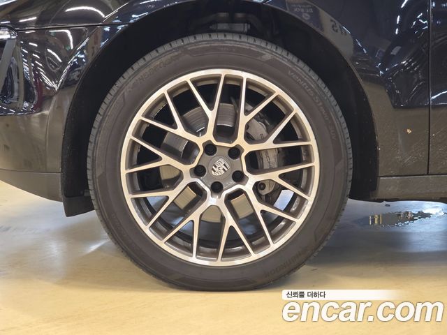 Porsche Macan из Кореи Encar