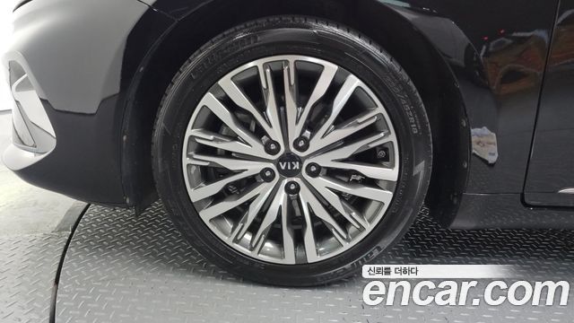 Kia K7 из Кореи Encar