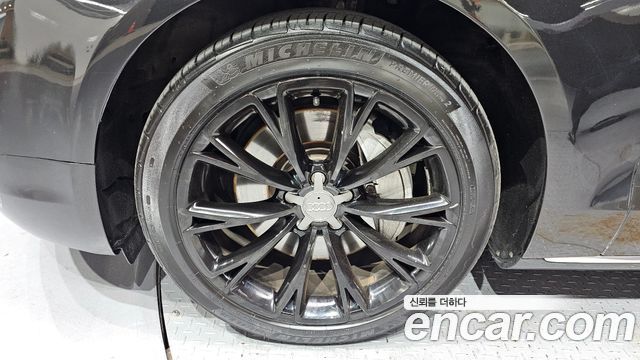 Audi A8 из Кореи Encar