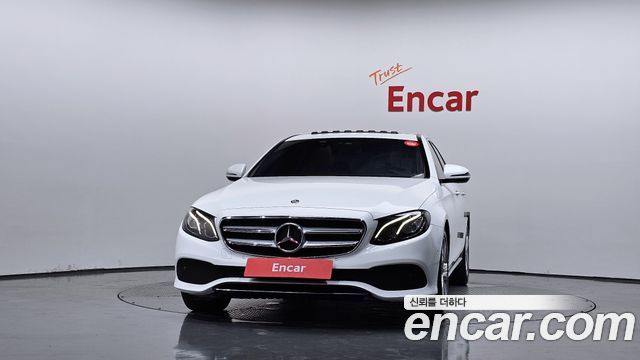 Mercedes-Benz E-Class из Кореи Encar
