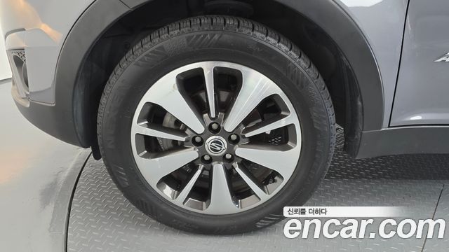 Ssangyong KORANDO из Кореи Encar