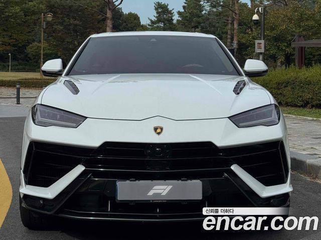 Lamborghini Urus 4.0 V8 S — пробег 14 000 км — фото 3 из 5