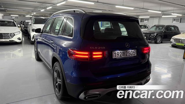 Mercedes-Benz GLB-Class из Кореи Encar