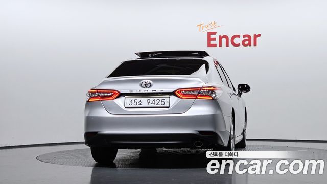 Toyota Camry из Кореи Encar